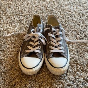 Converse size 7, charcoal, excellent condition, worn once